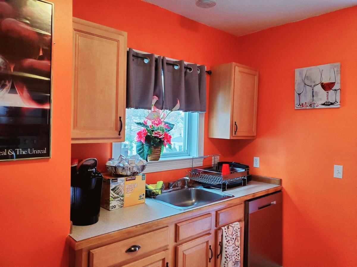 Fearlessrose Vacation Rental 89 Springfield Bagian luar foto